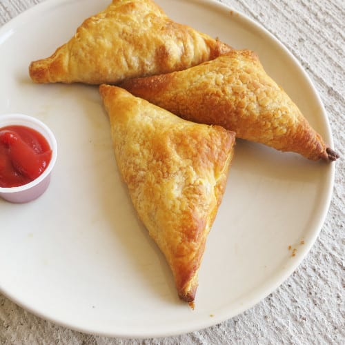 Chicken Puff.